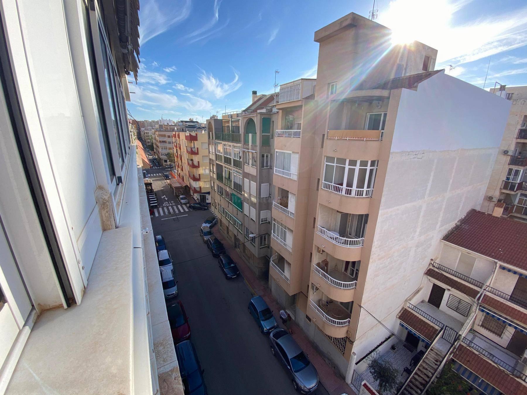 APARTAMENTO ALTO EN ALICANTE,TORREVIEJA