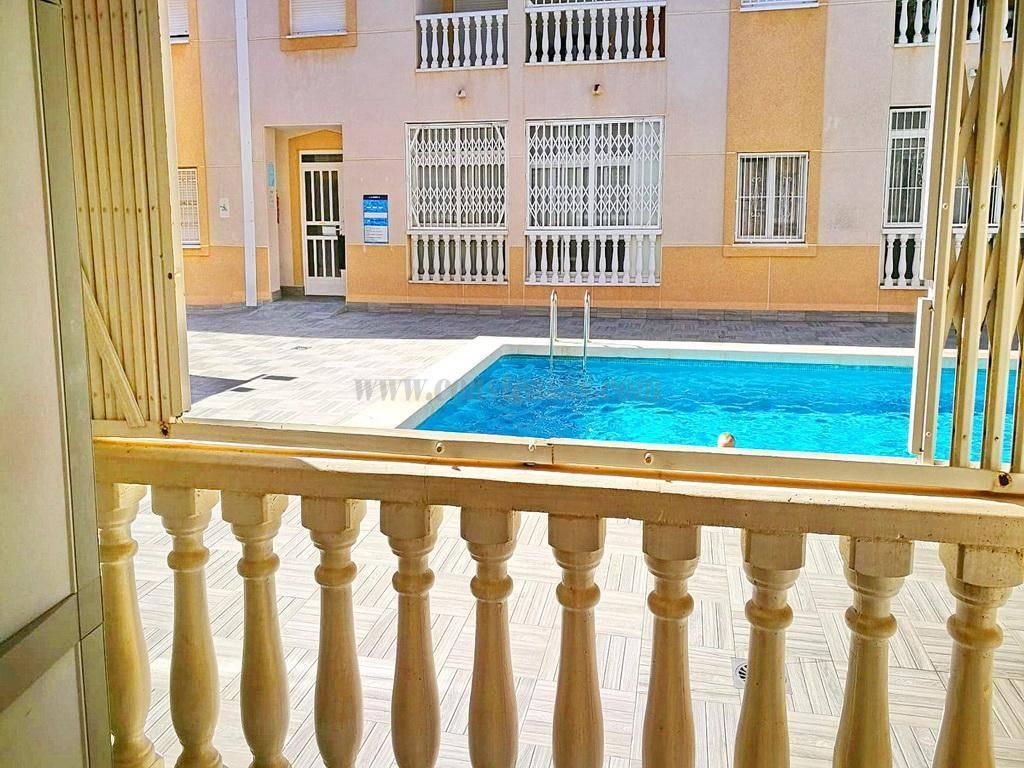 APARTAMENTO BAJO EN ALICANTE,TORREVIEJA