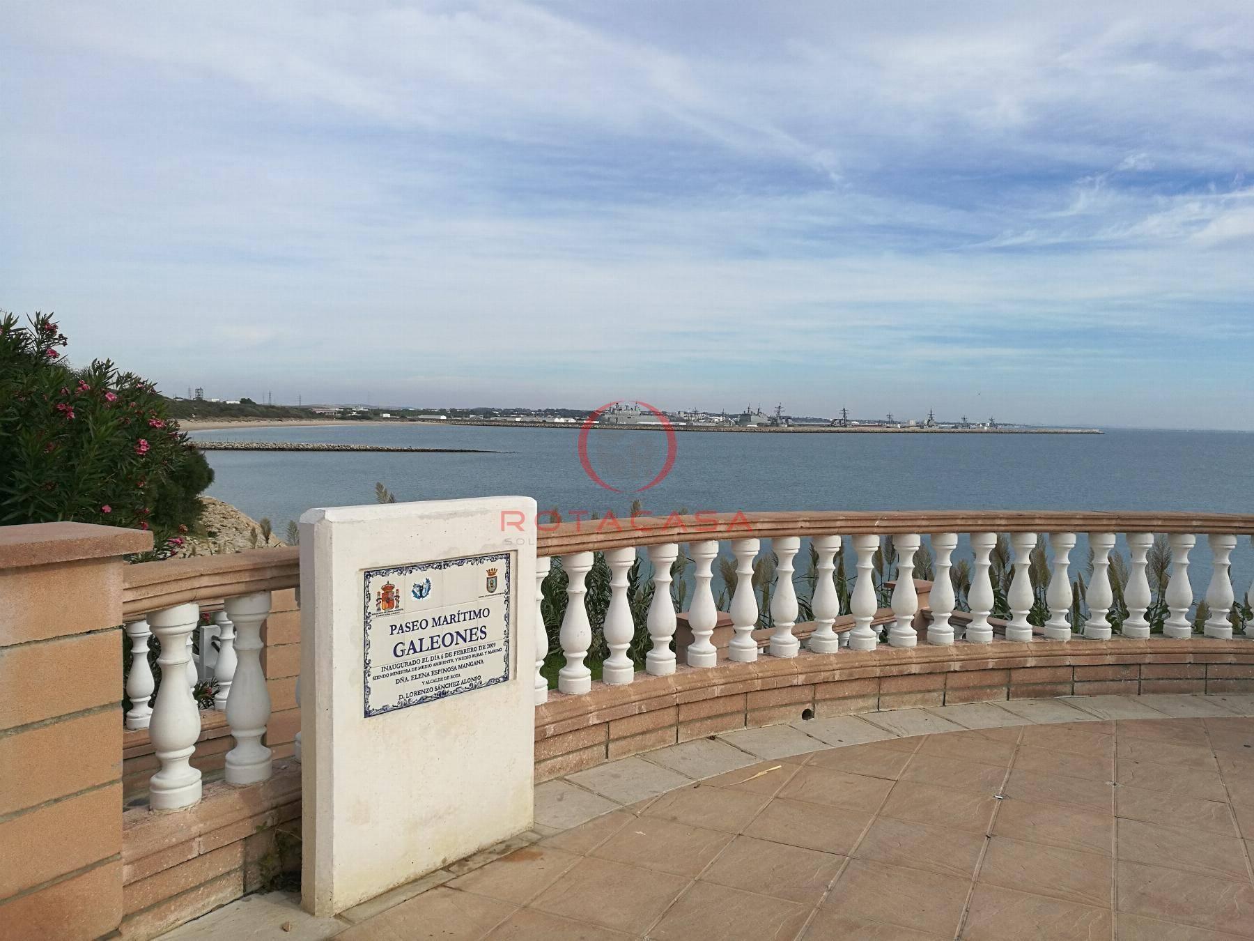 APARTAMENTO BAJO EN CáDIZ,ROTA