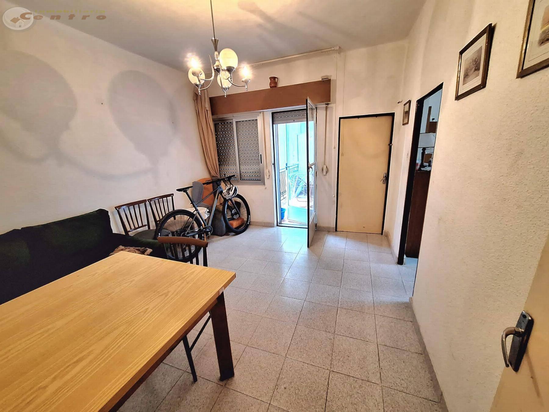 APARTAMENTO  EN ALBACETE,ALBACETE