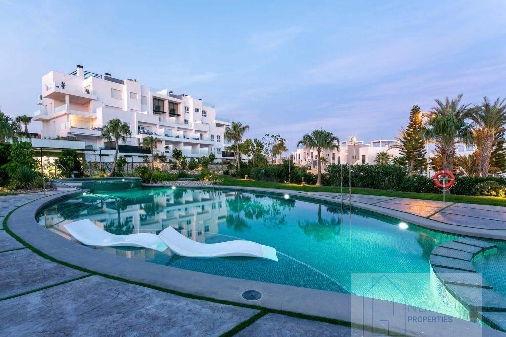 APARTAMENTO  EN ALICANTE,TORREVIEJA