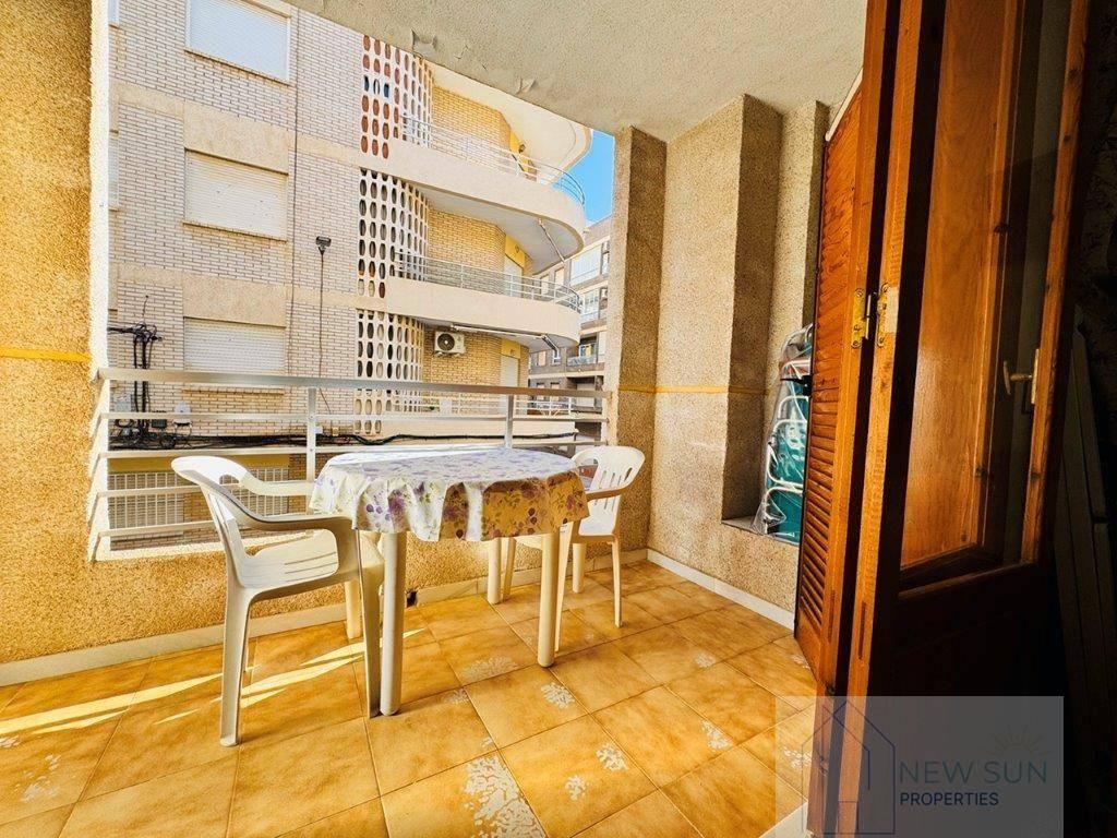 APARTAMENTO  EN ALICANTE,TORREVIEJA
