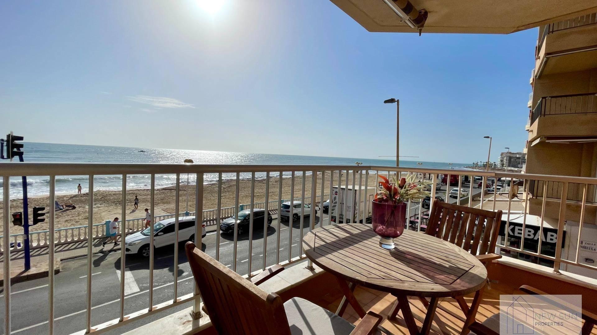 APARTAMENTO  EN ALICANTE,TORREVIEJA