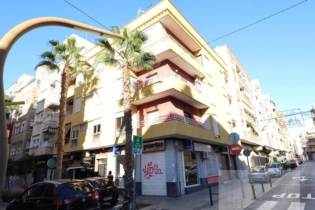 APARTAMENTO  EN ALICANTE,TORREVIEJA