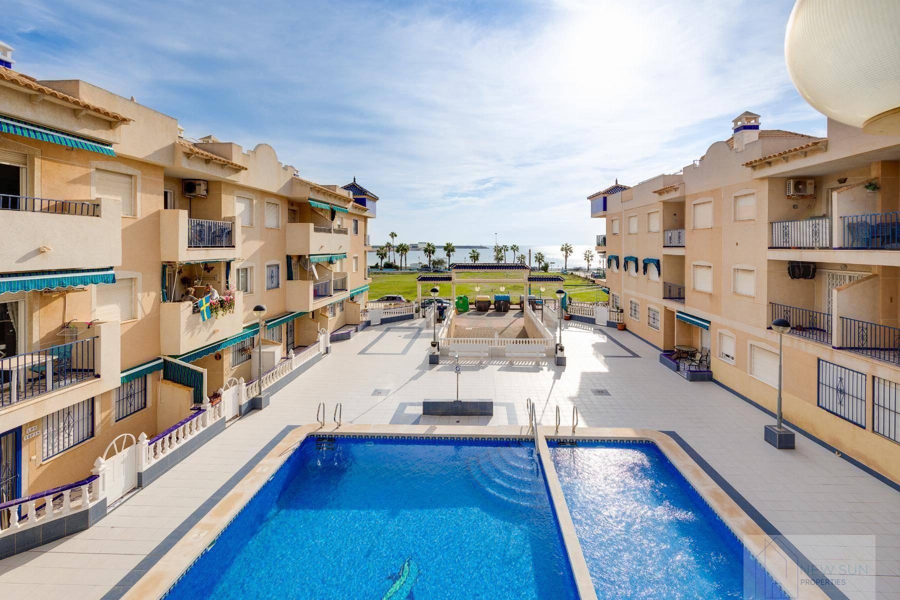 APARTAMENTO  EN ALICANTE,TORREVIEJA