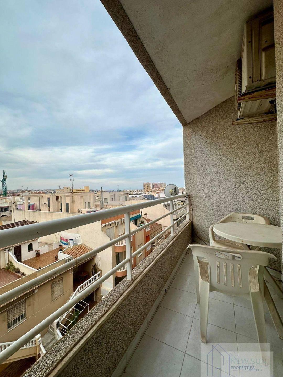 APARTAMENTO  EN ALICANTE,TORREVIEJA