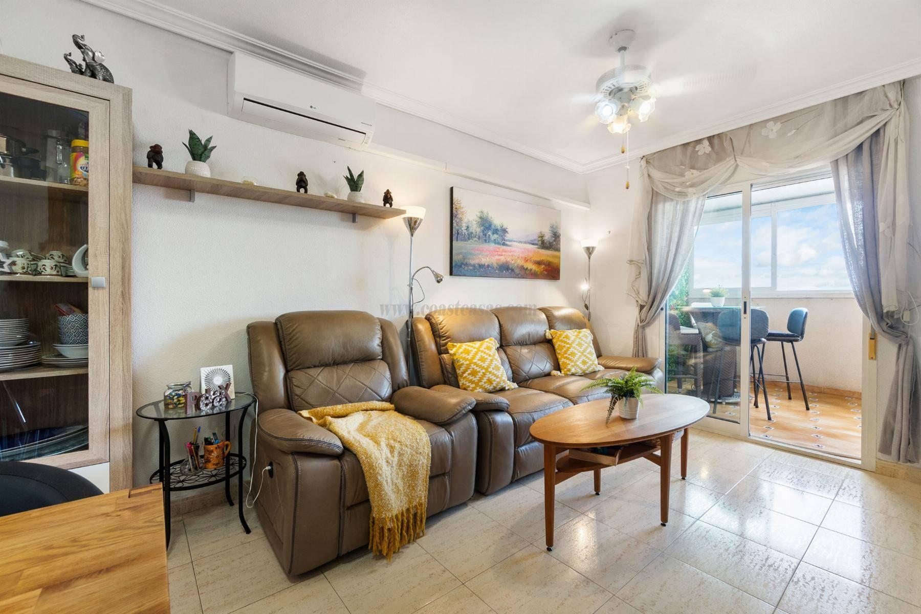 APARTAMENTO  EN ALICANTE,TORREVIEJA