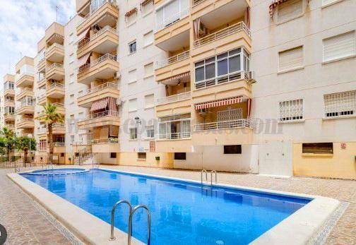 APARTAMENTO  EN ALICANTE,TORREVIEJA