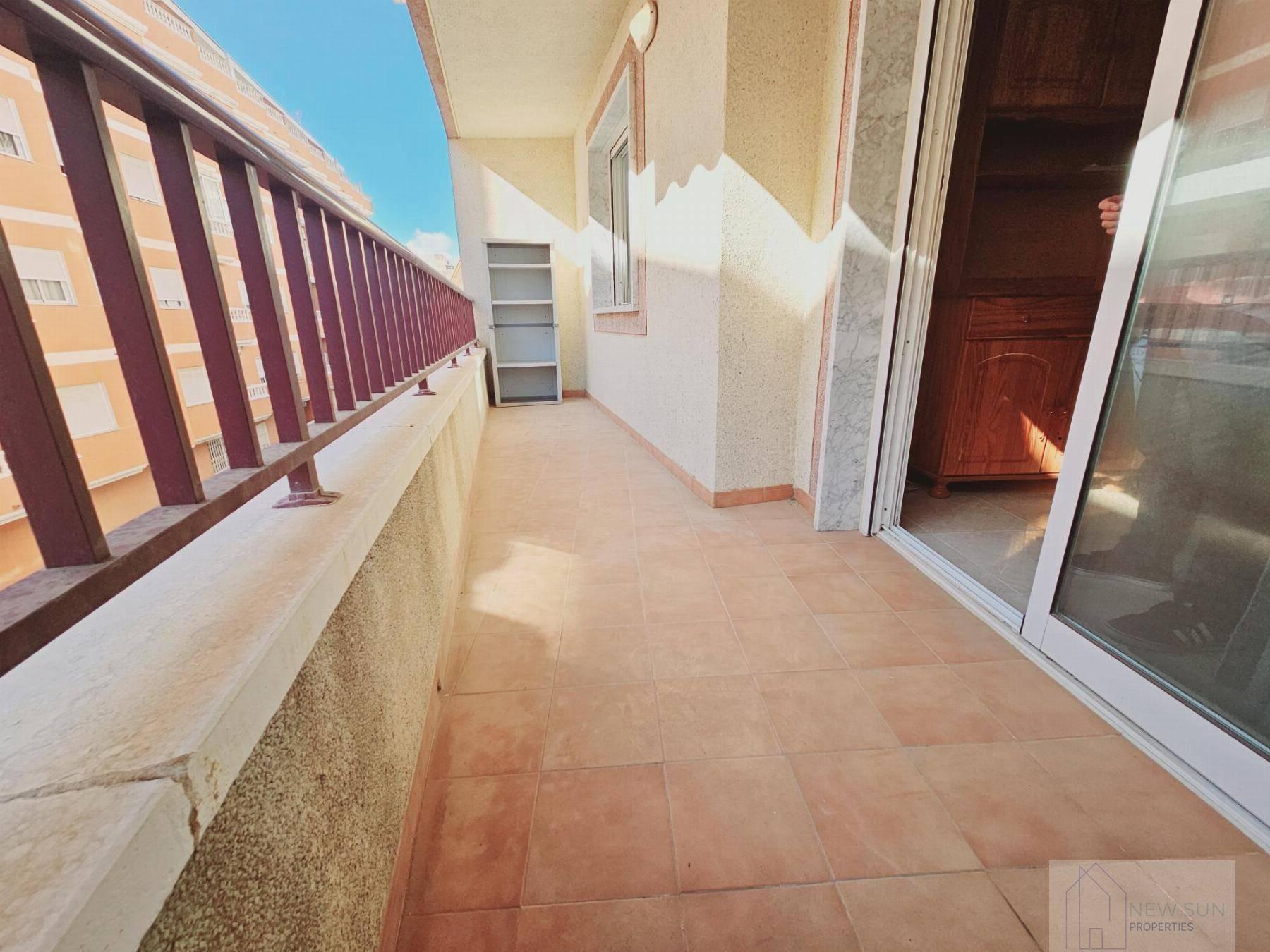 APARTAMENTO  EN ALICANTE,TORREVIEJA
