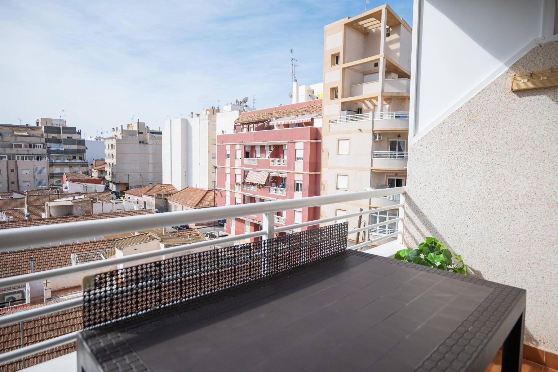 APARTAMENTO  EN ALICANTE,TORREVIEJA