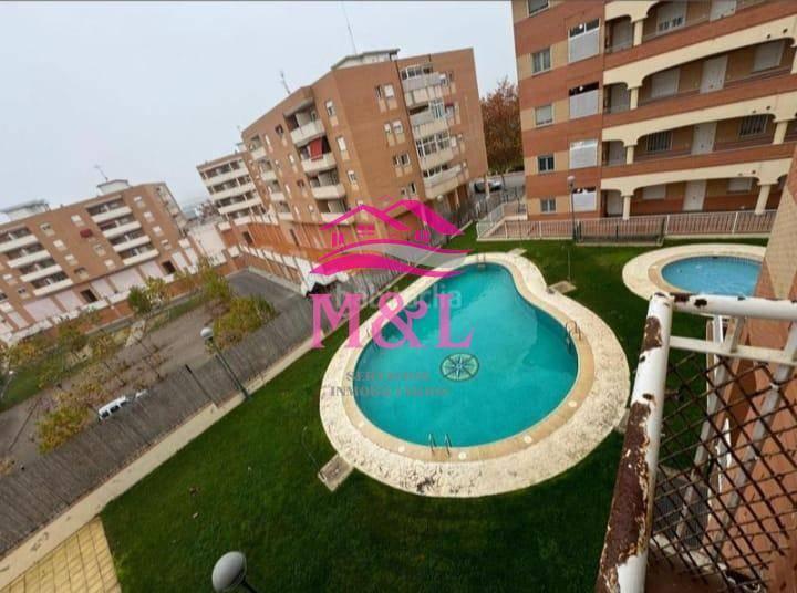 APARTAMENTO  EN BADAJOZ,MéRIDA