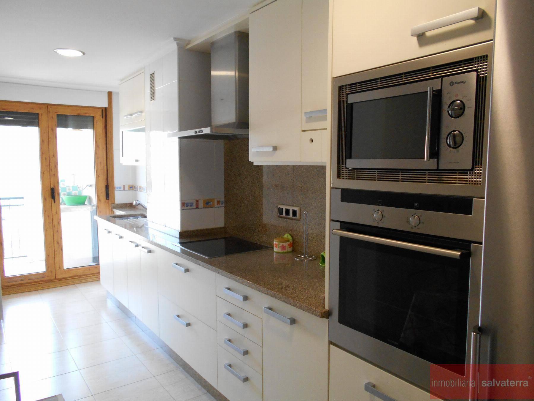 APARTAMENTO  EN PONTEVEDRA,SALVATERRA DE MIñO