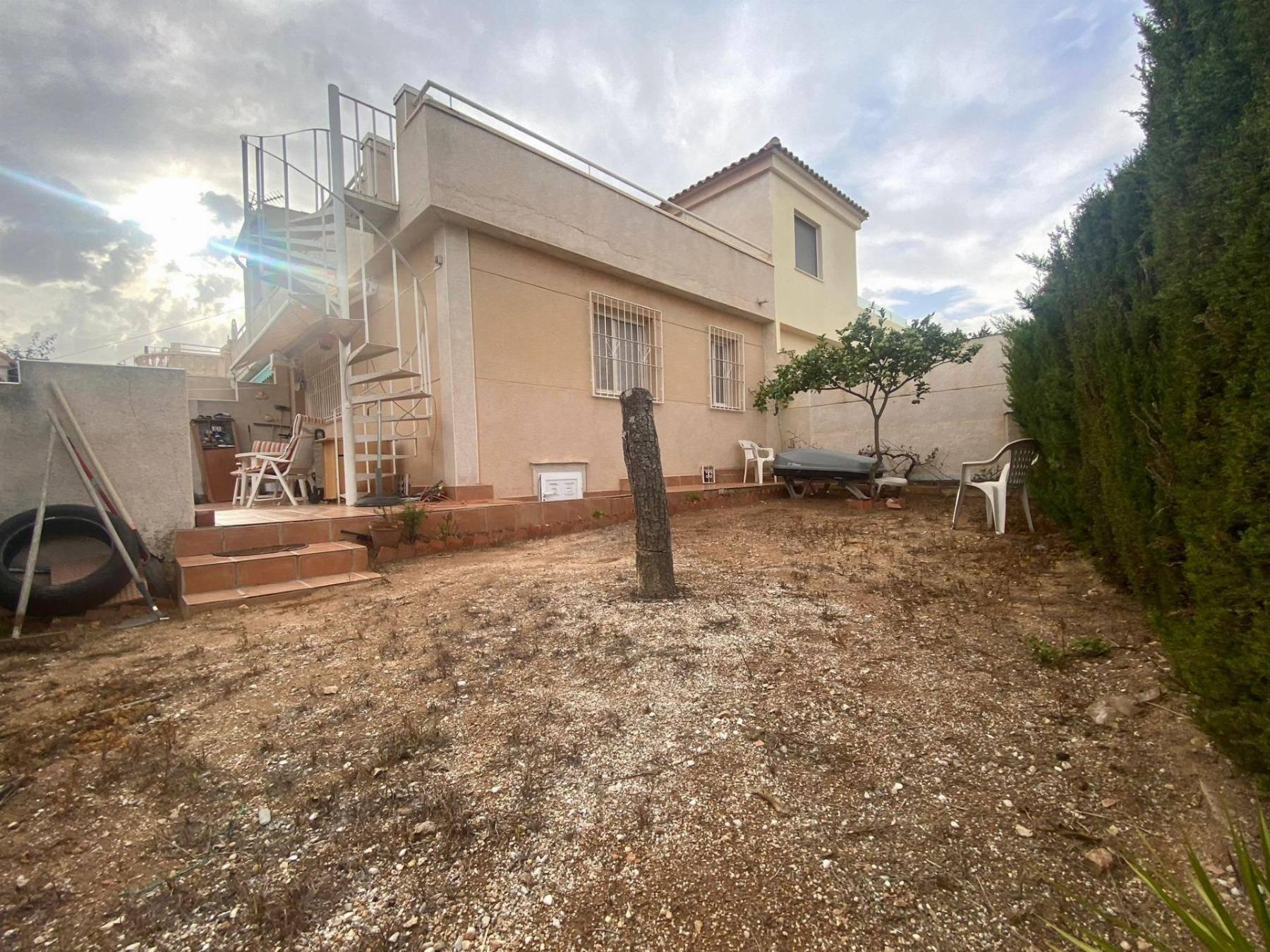 BUNGALOW  EN ALICANTE,TORREVIEJA