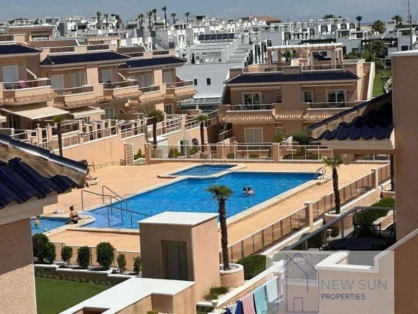 BUNGALOW  EN ALICANTE,TORREVIEJA