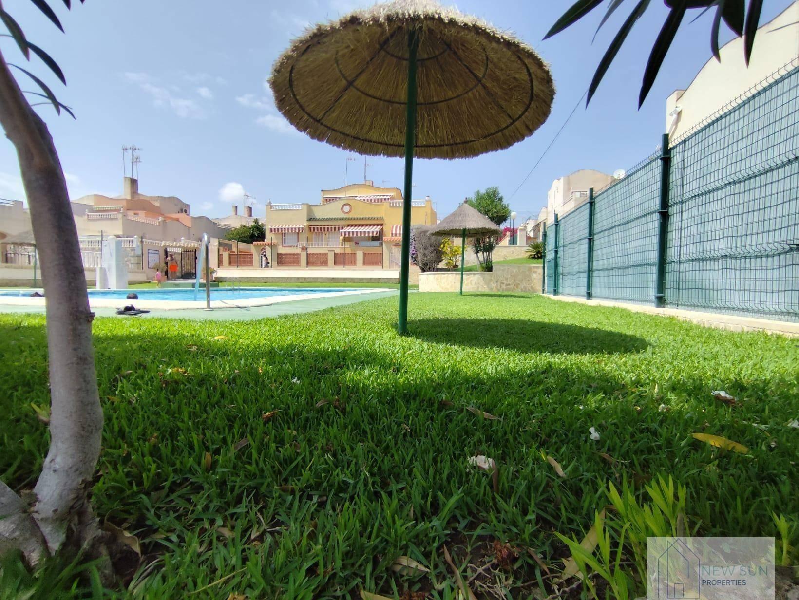 BUNGALOW  EN ALICANTE,TORREVIEJA