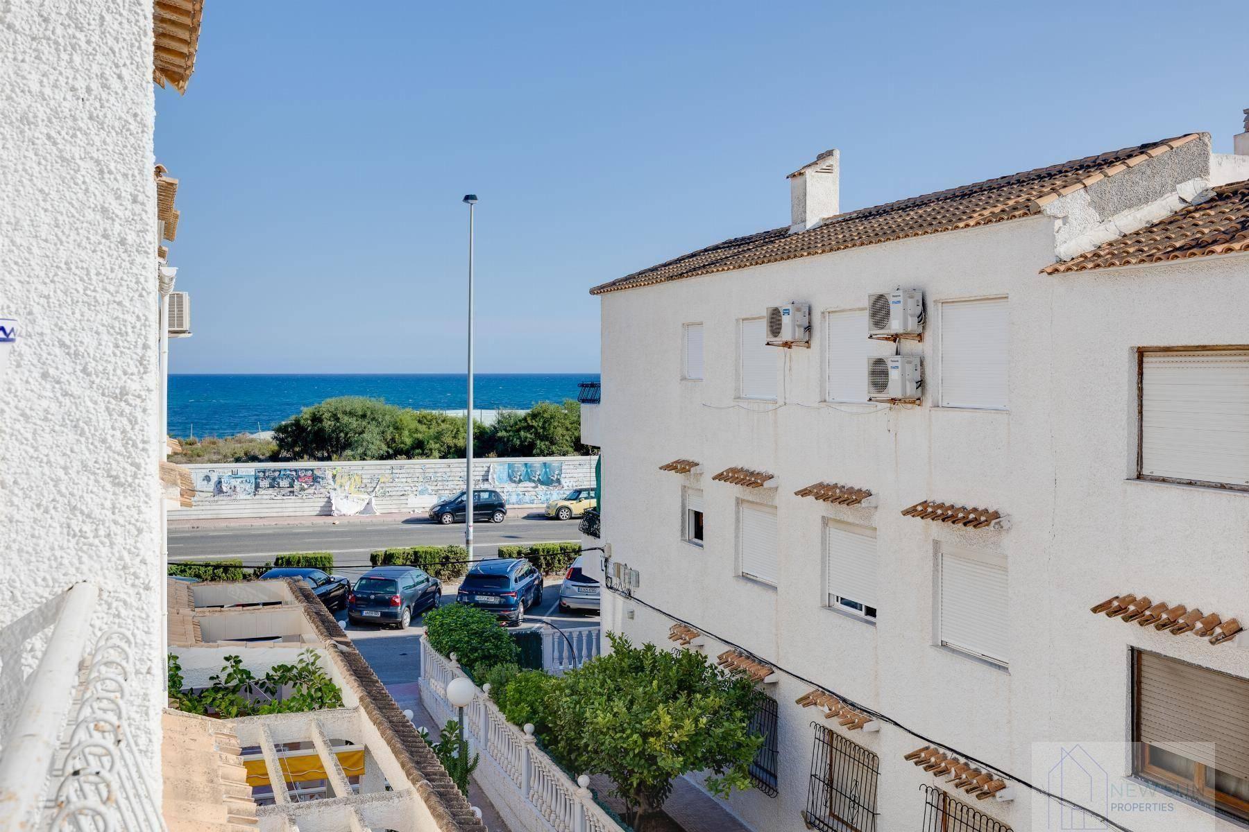 BUNGALOW  EN ALICANTE,TORREVIEJA