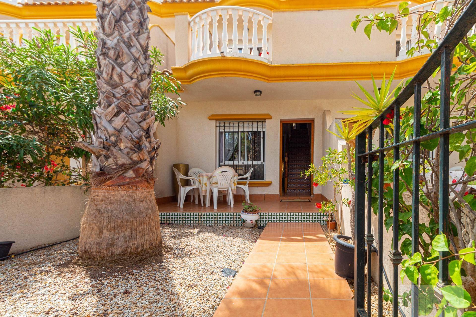 CASA ADOSADO EN ALICANTE,ORIHUELA COSTA