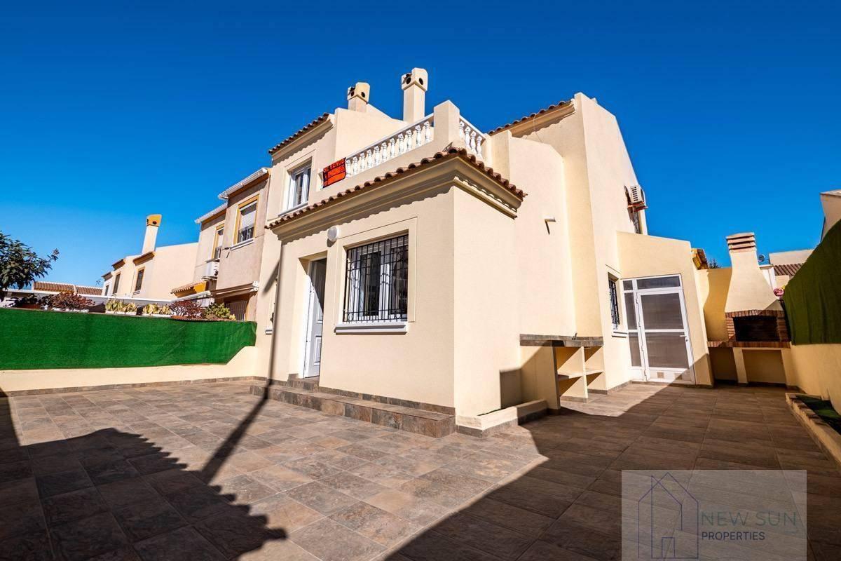 CASA ADOSADO EN ALICANTE,TORREVIEJA