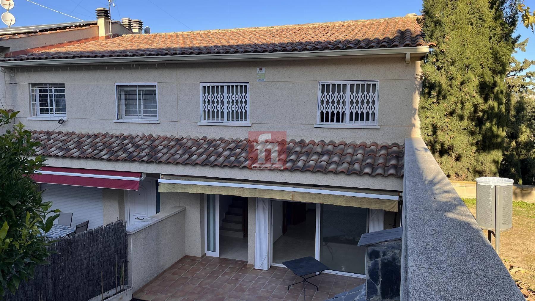 CASA ADOSADO EN BARCELONA,AVINYONET DEL PENEDèS