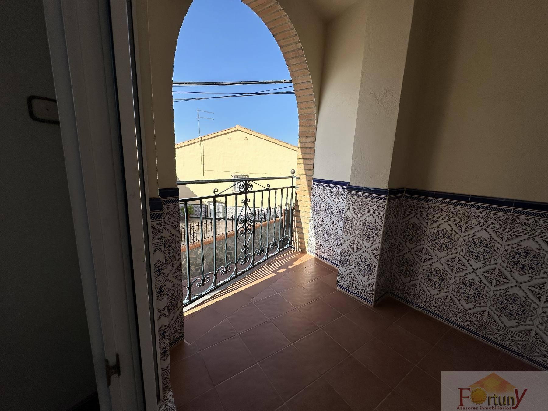 CASA DE PUEBLO EN GRANADA,DíLAR