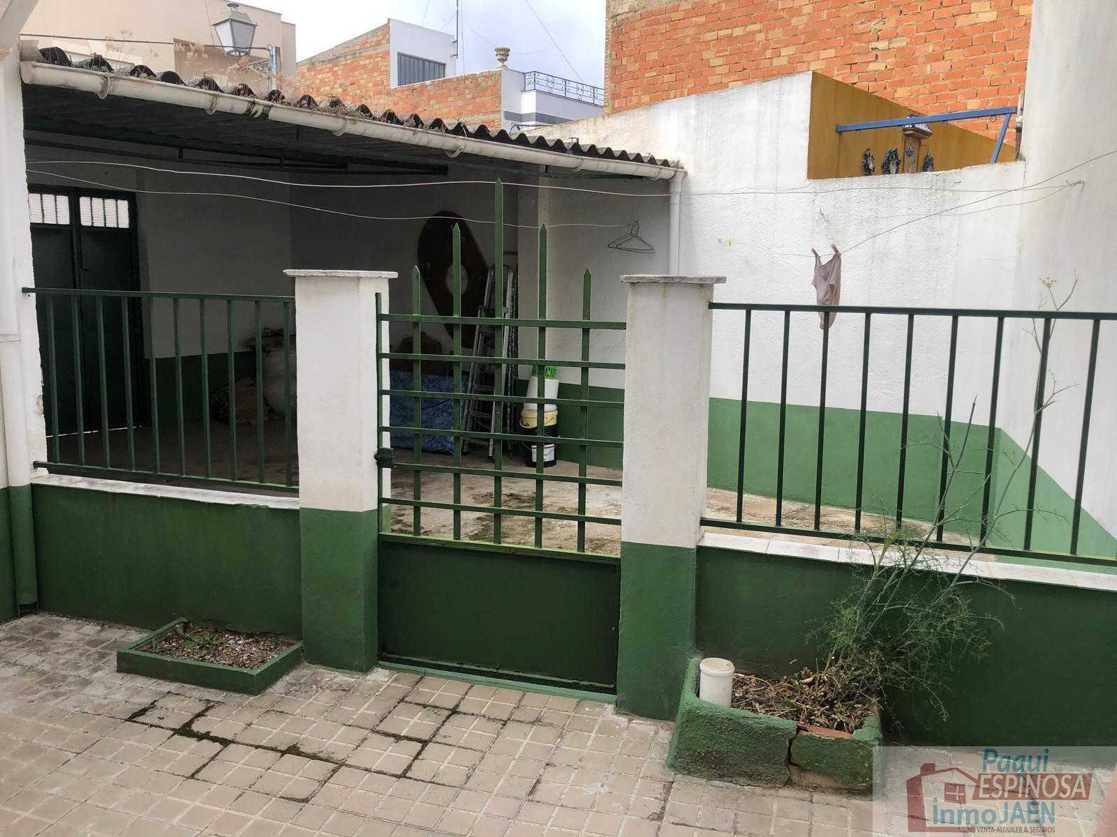 CASA  EN JAéN,TORREDONJIMENO