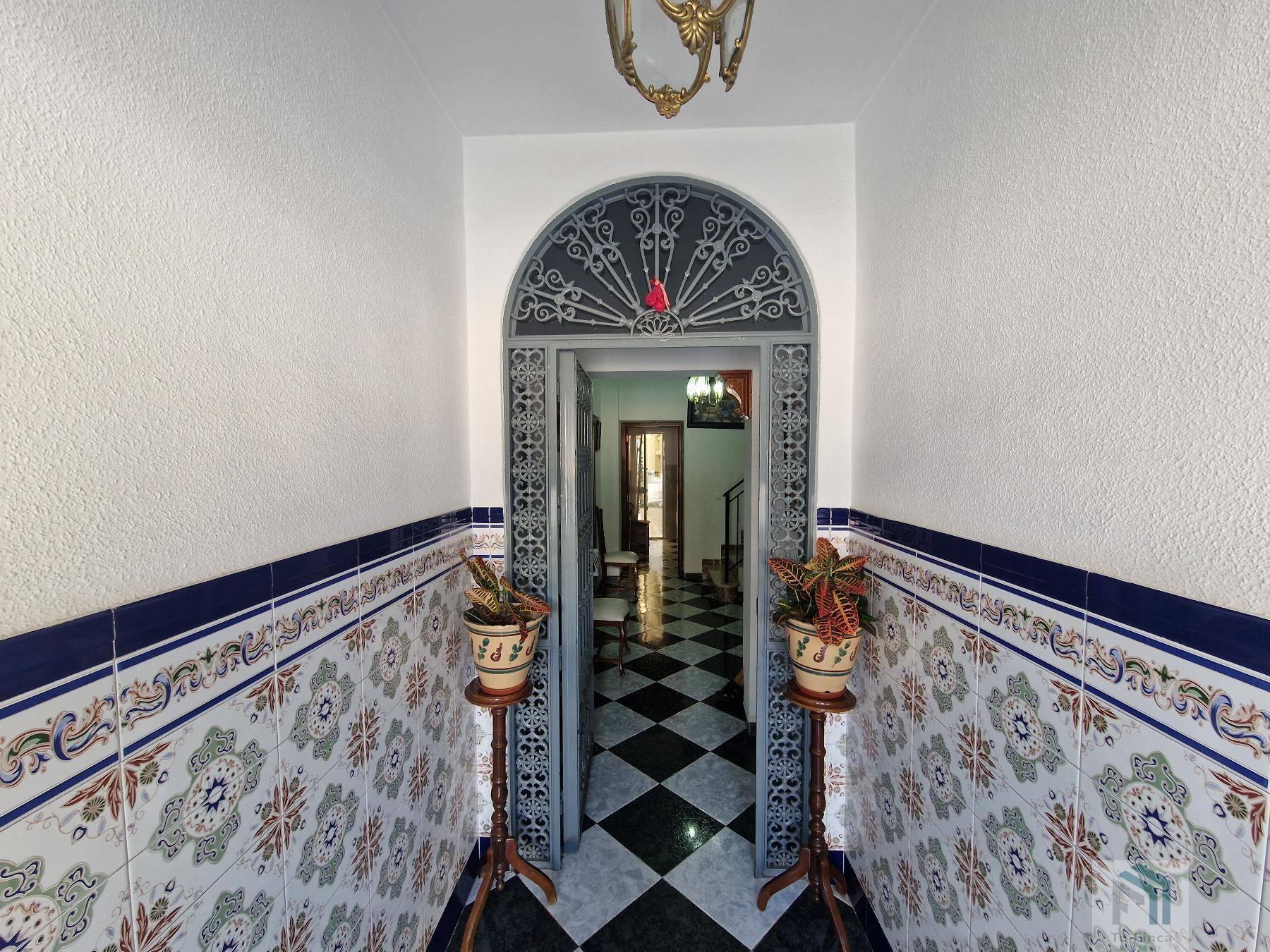CASA INDEPENDIENTE EN CóRDOBA,LUCENA