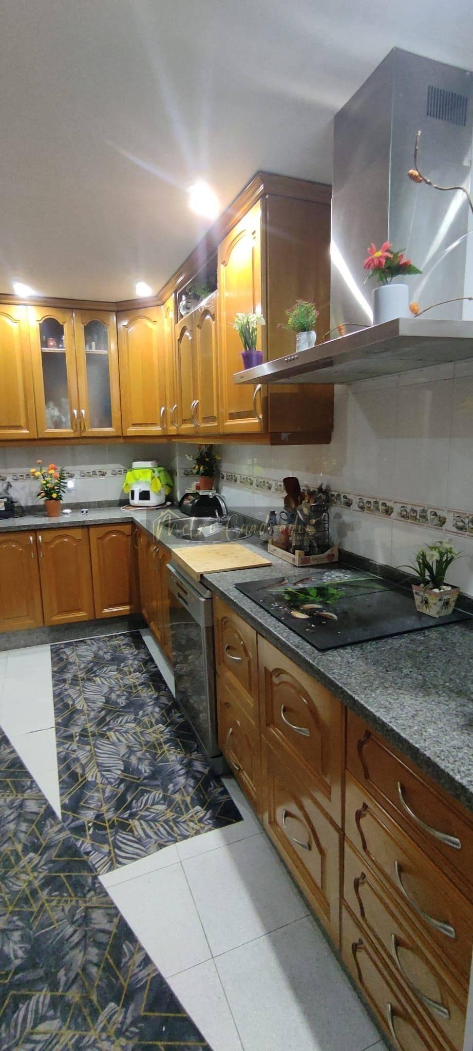 CHALET ADOSADO EN BADAJOZ,MéRIDA