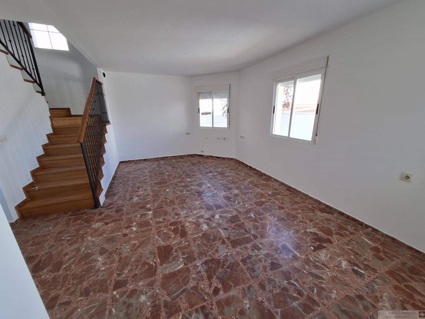 CHALET  EN ALBACETE,ALBACETE