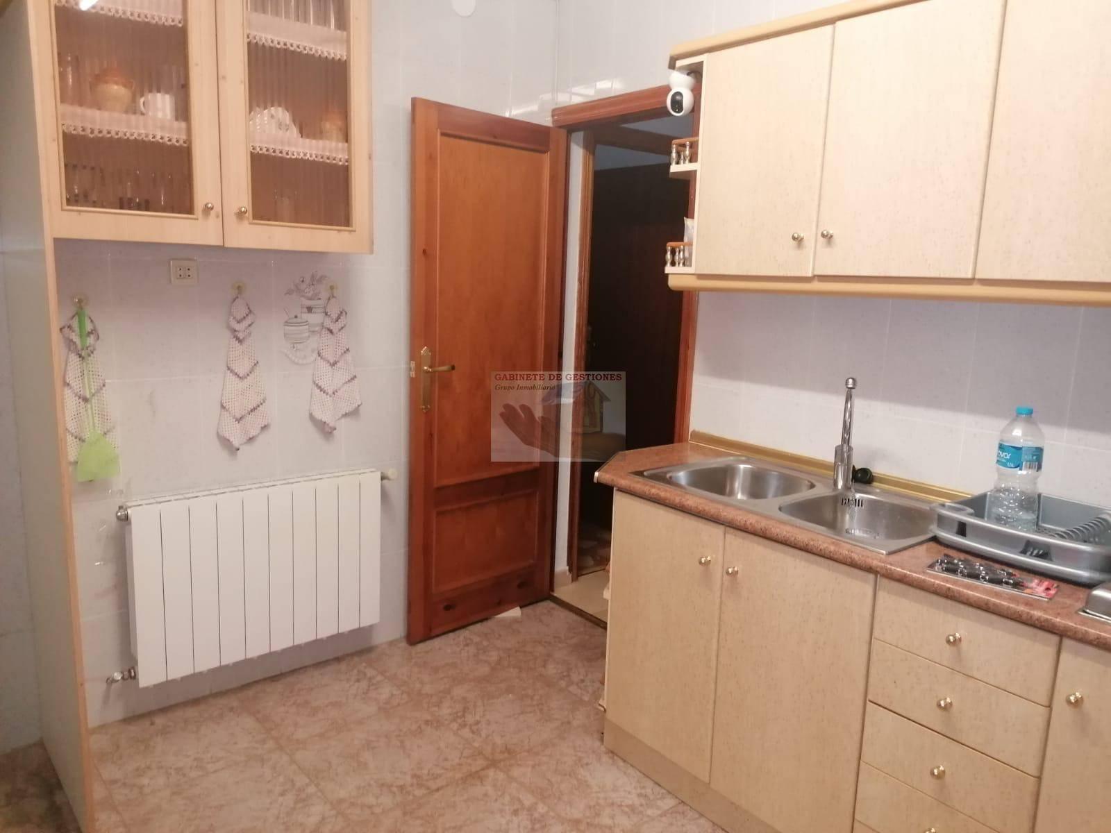 CHALET  EN ALBACETE,VALDEGANGA