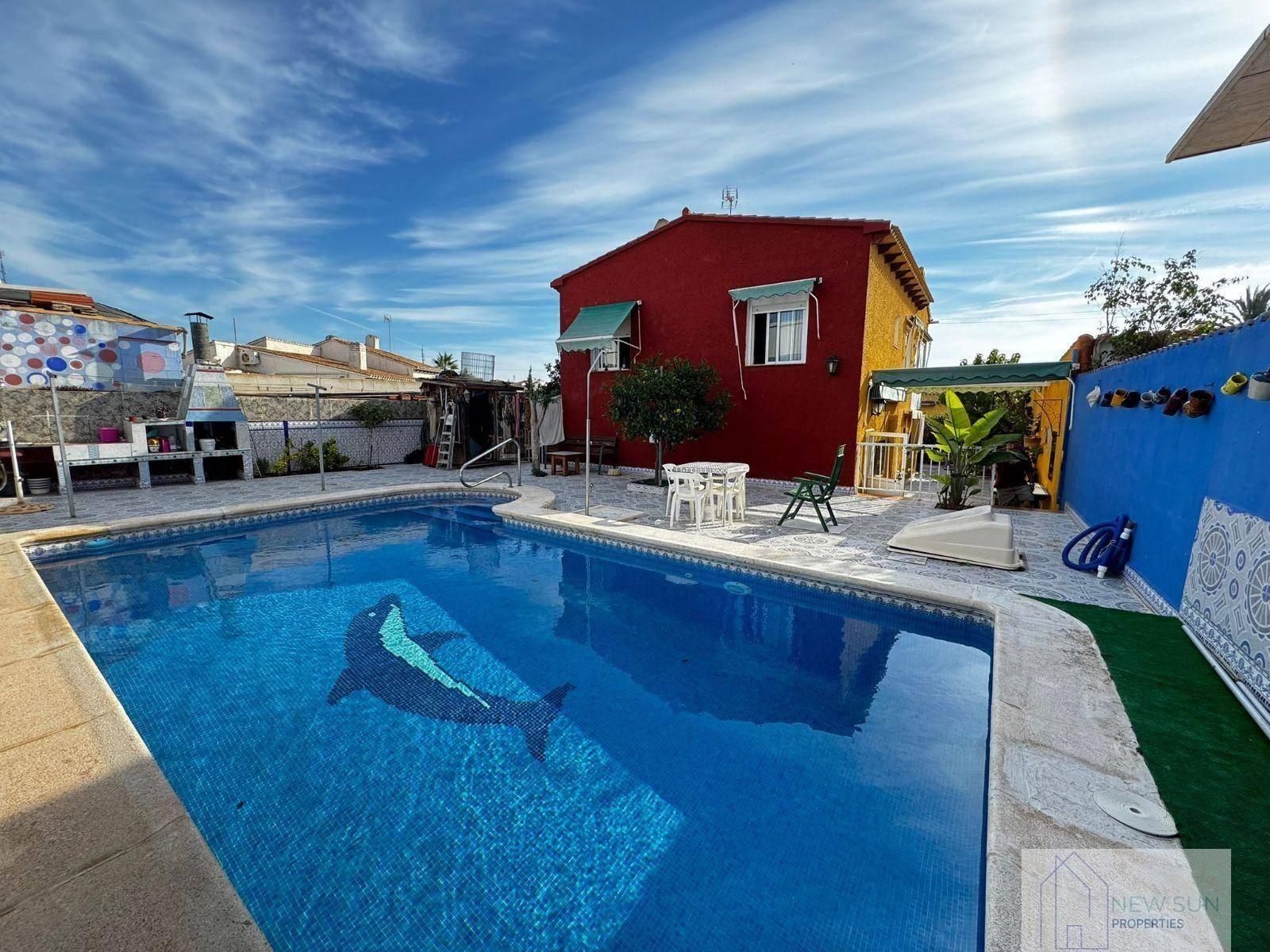 CHALET  EN ALICANTE,ORIHUELA COSTA