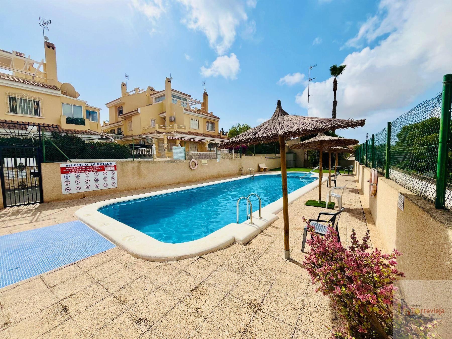 CHALET  EN ALICANTE,ORIHUELA COSTA