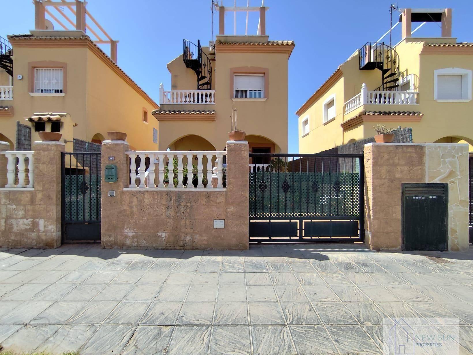 CHALET  EN ALICANTE,TORREVIEJA