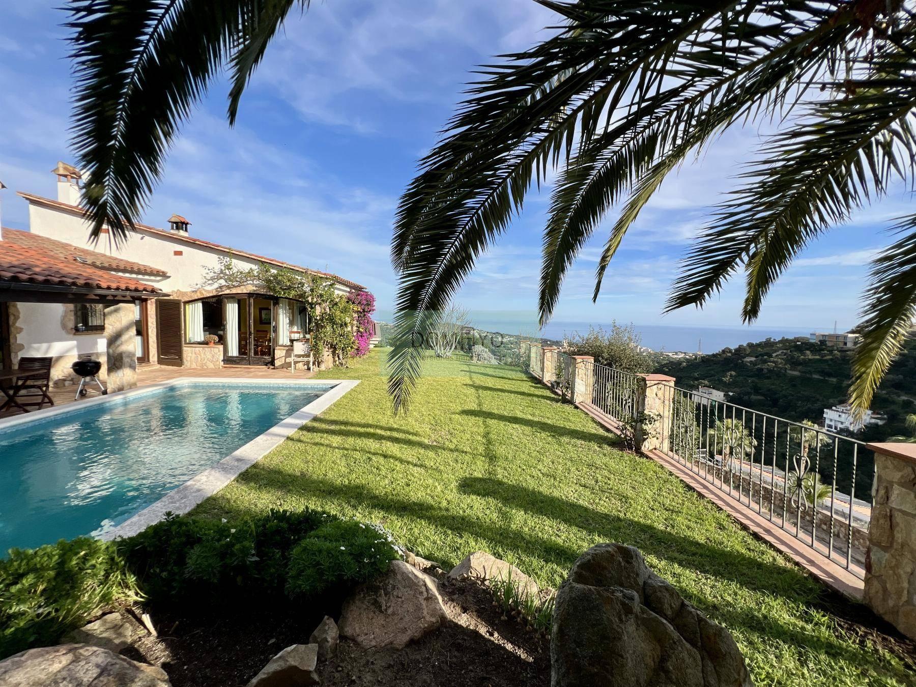 CHALET  EN GIRONA,PLATJA D´ARO
