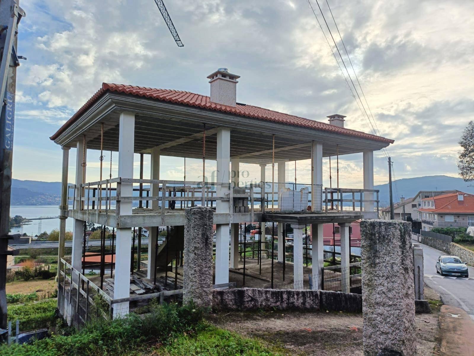 CHALET  EN PONTEVEDRA,VILABOA
