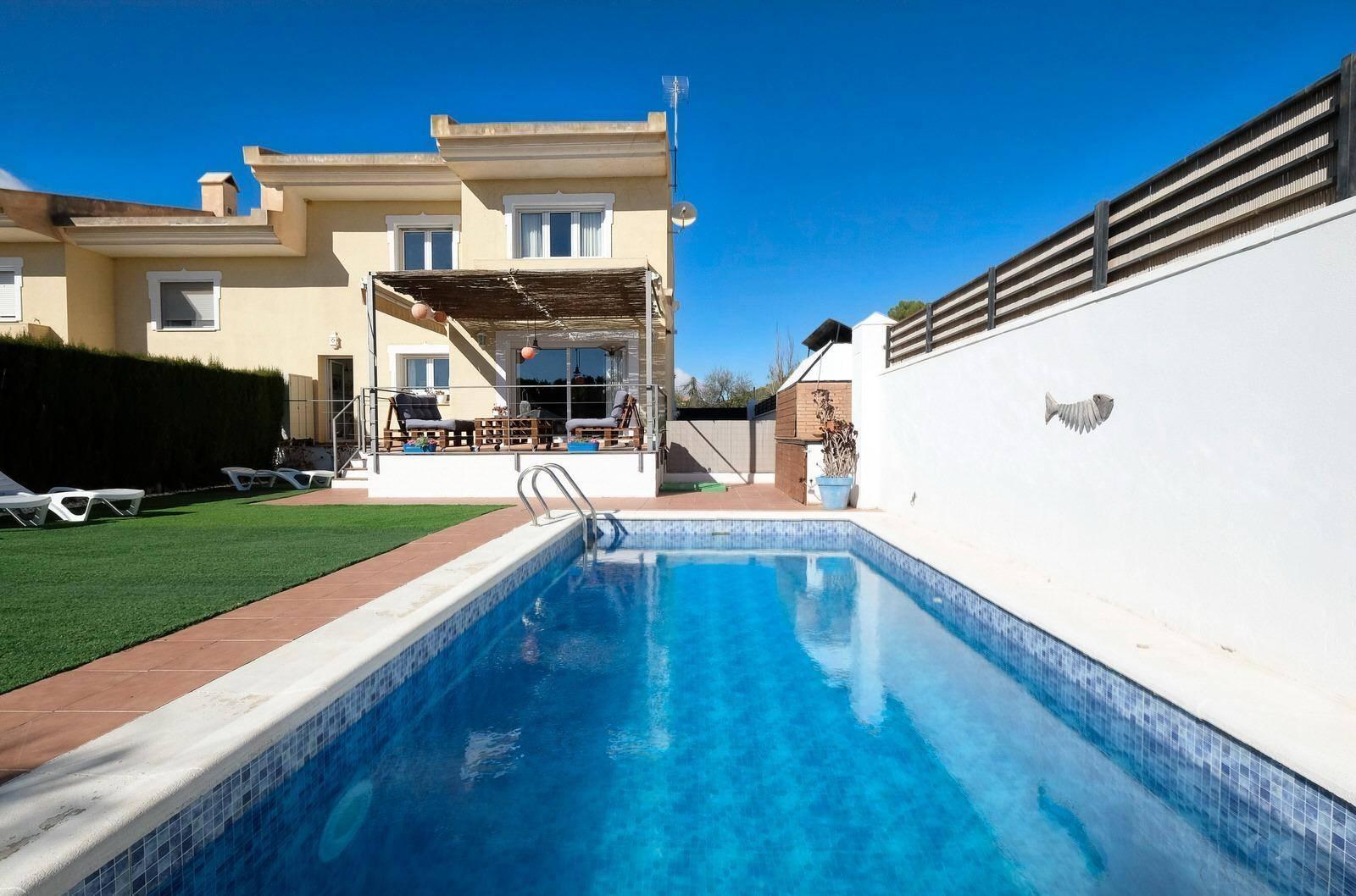 CHALET PAREADO EN GRANADA,PADUL