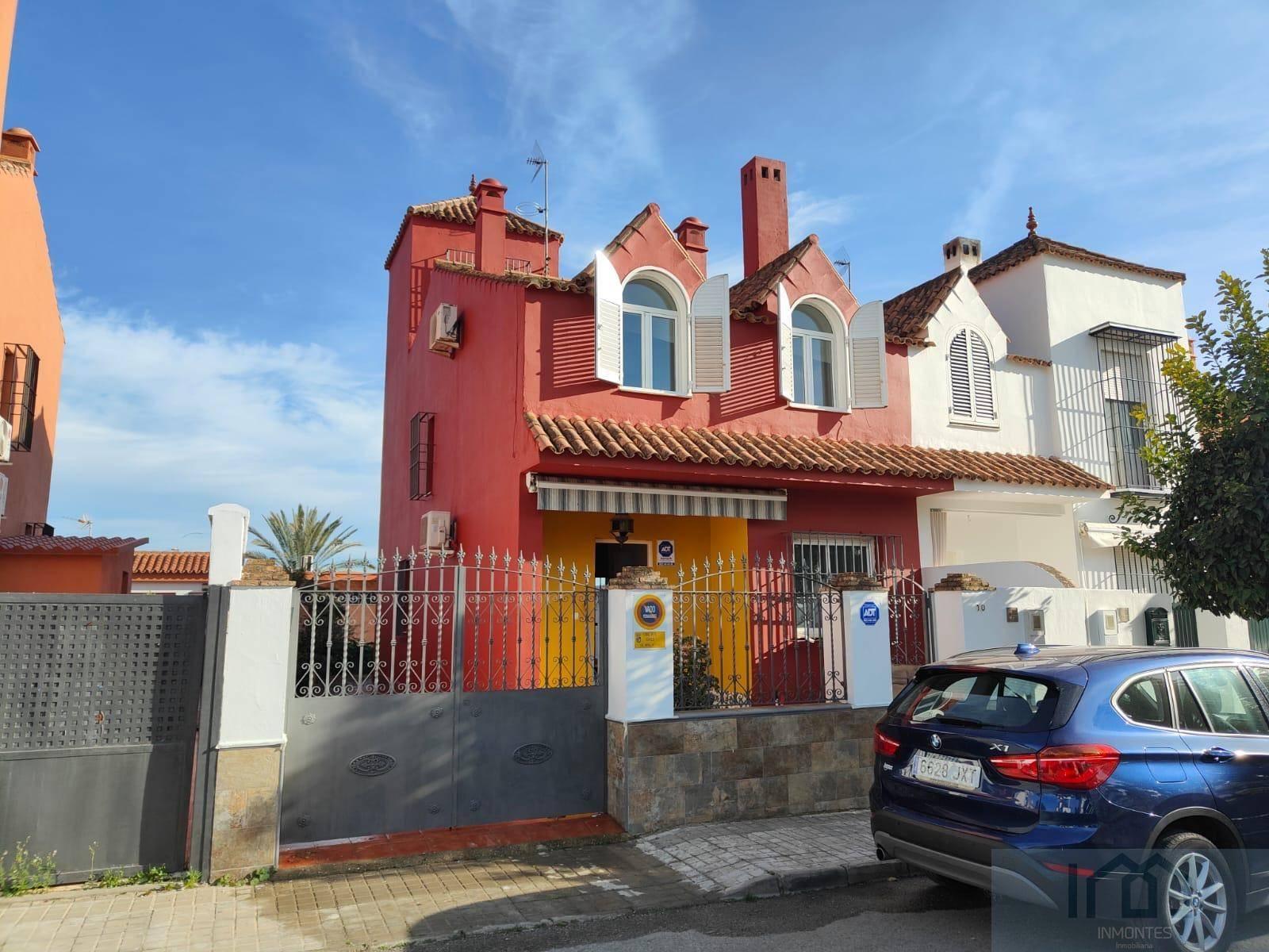 CHALET PAREADO EN SEVILLA,GINES