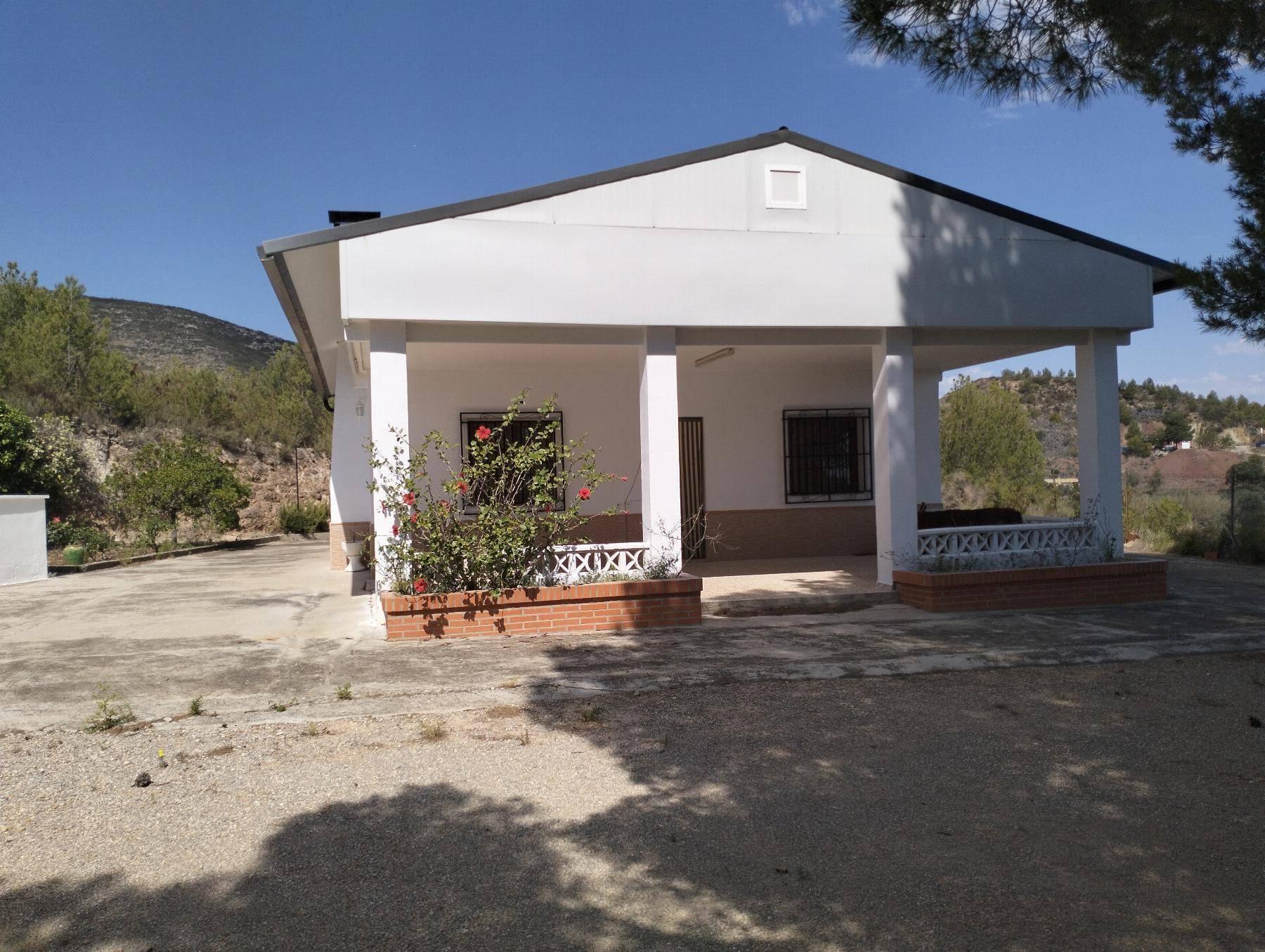 CHALET UNIFAMILIAR EN VALENCIA,CHIVA
