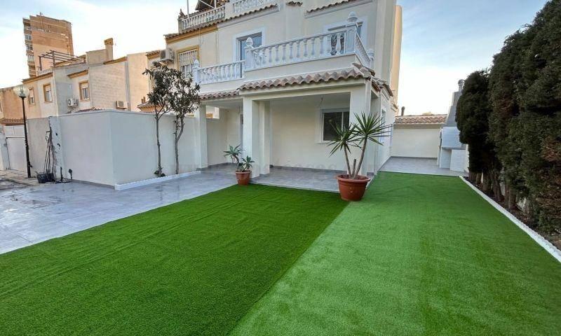 DúPLEX  EN ALICANTE,TORREVIEJA