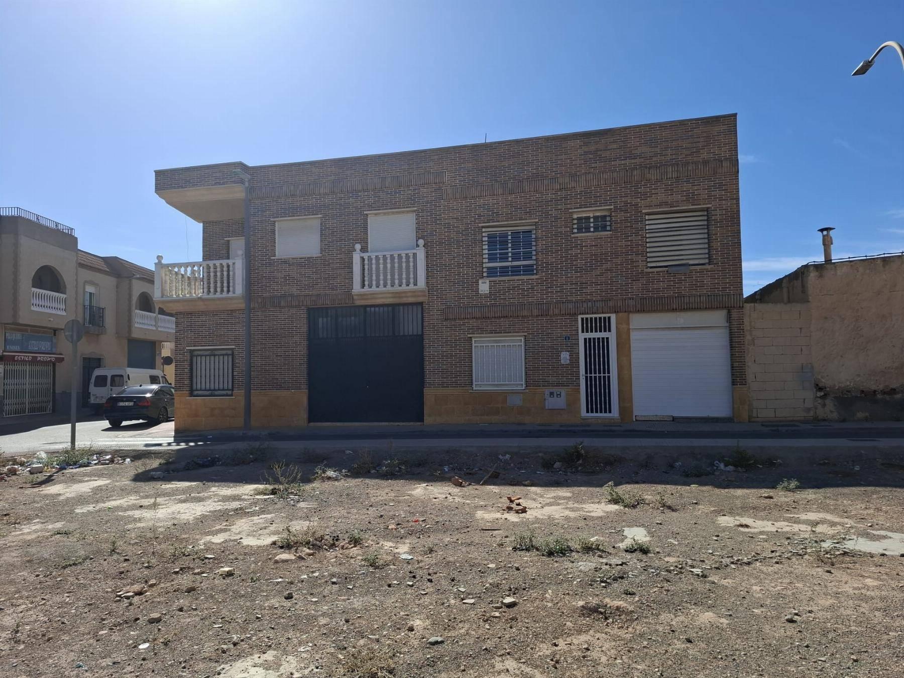 DúPLEX  EN ALMERíA,LA MOJONERA