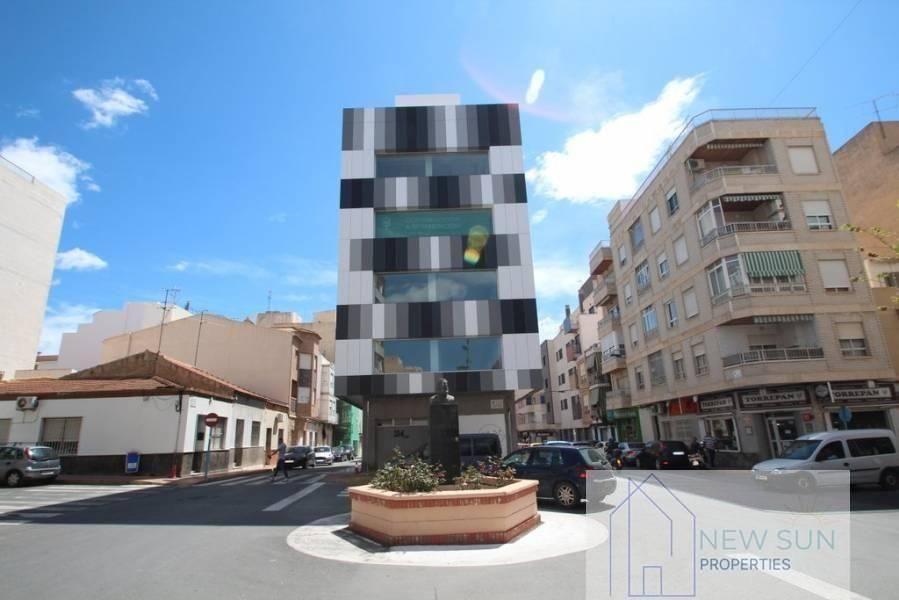 EDIFICIO  EN ALICANTE,TORREVIEJA
