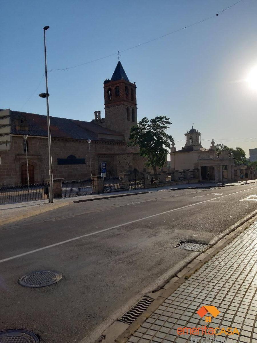 LOCAL  EN BADAJOZ,MéRIDA