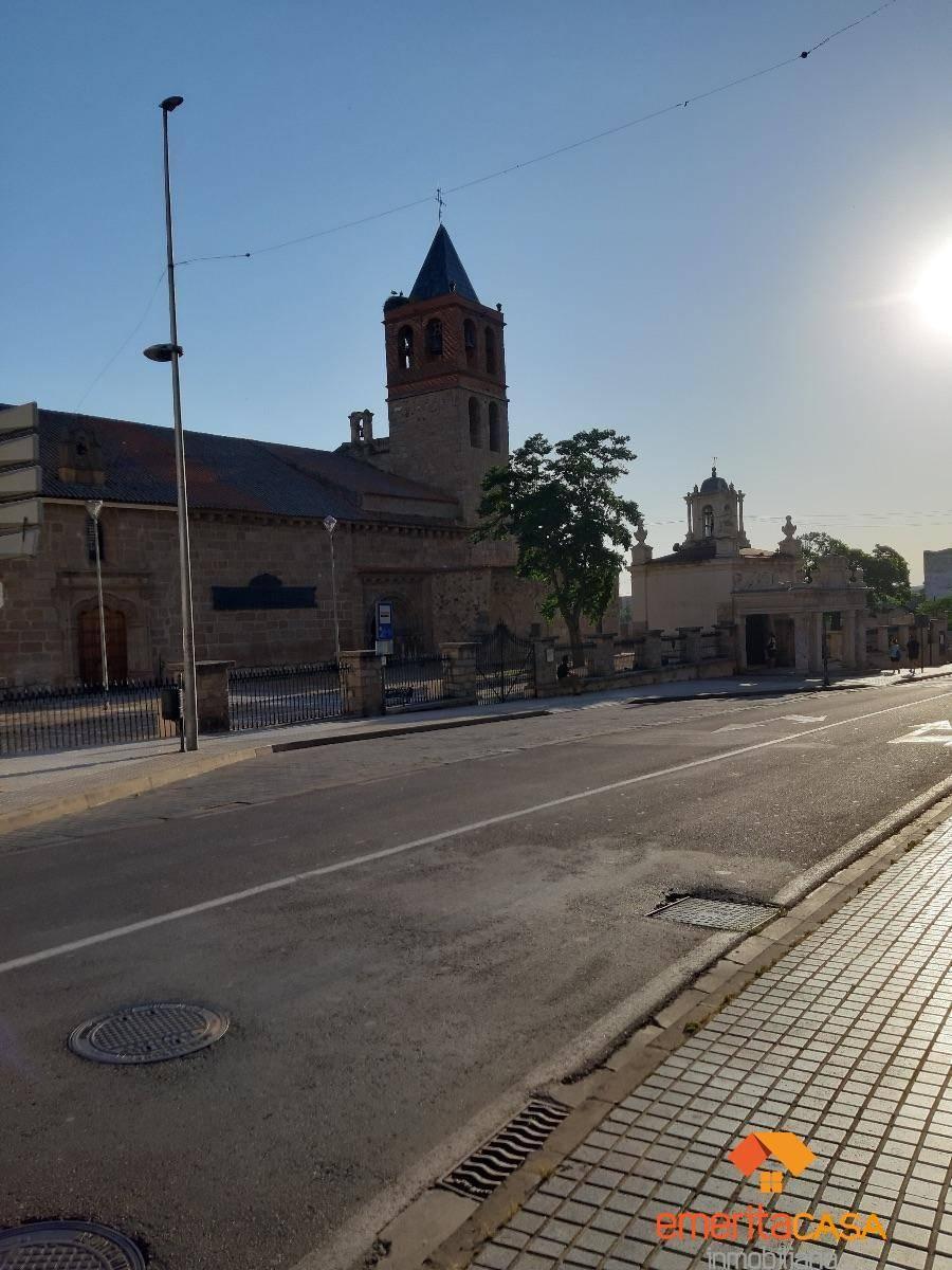 LOCAL  EN BADAJOZ,MéRIDA