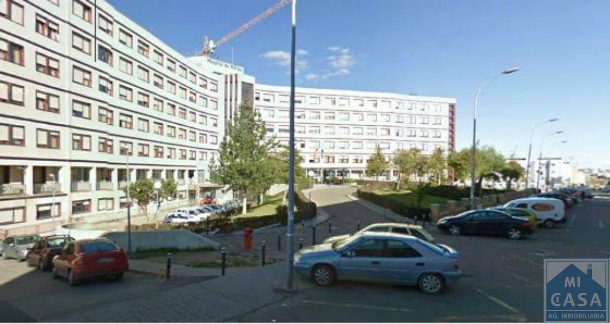 LOCAL  EN BADAJOZ,MéRIDA