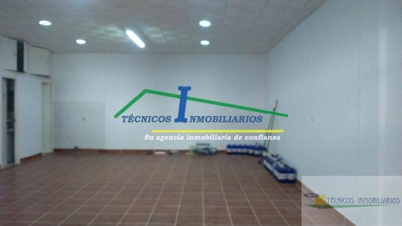 LOCAL  EN BADAJOZ,MéRIDA