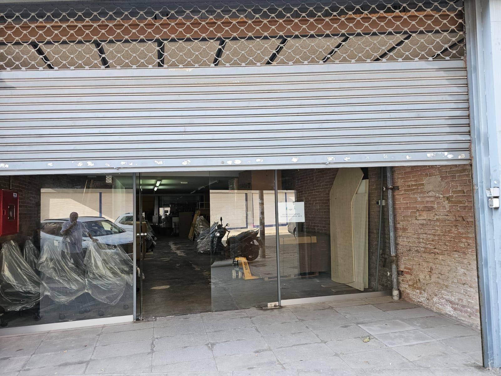 LOCAL  EN BARCELONA,BADALONA