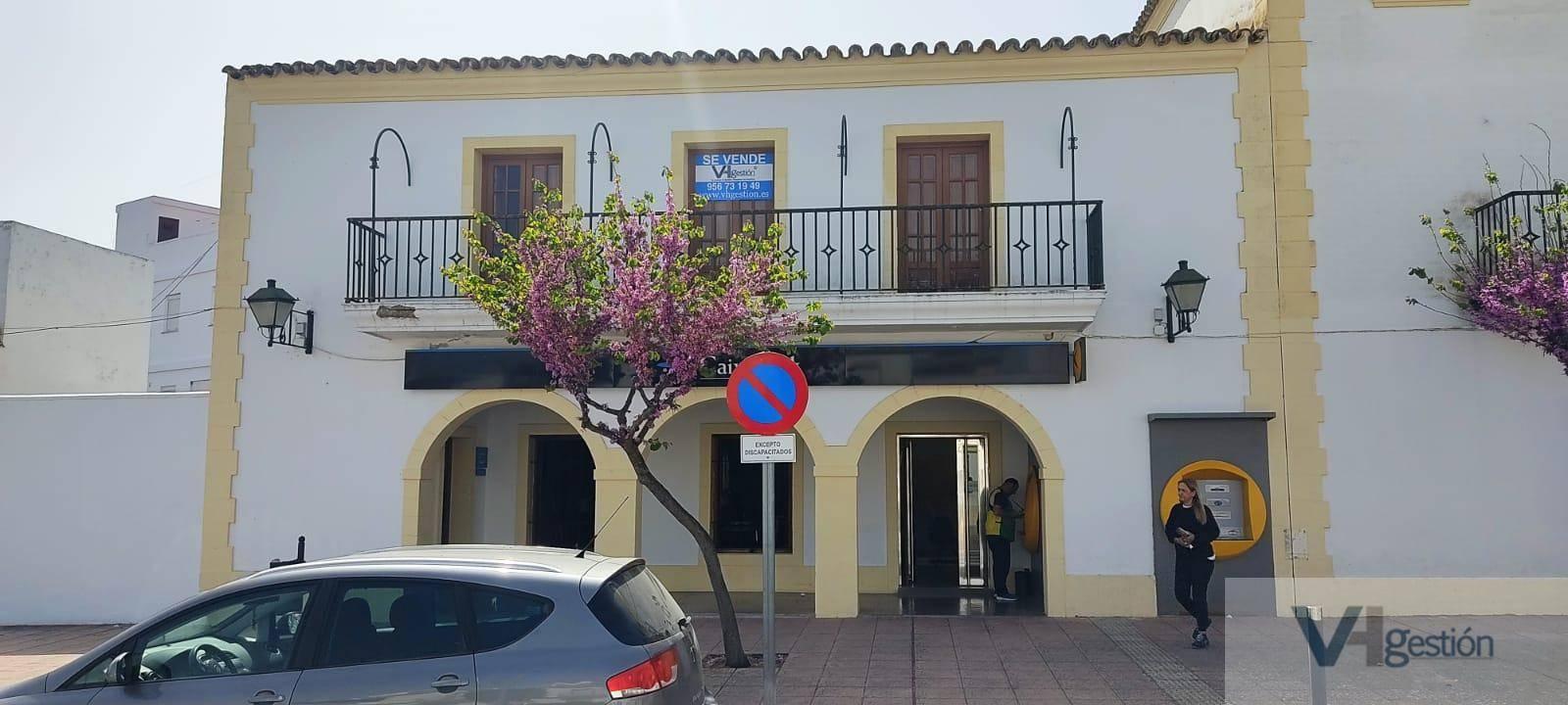 LOCAL  EN CáDIZ,JéDULA