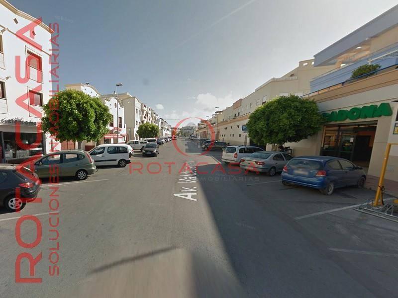 LOCAL  EN CáDIZ,ROTA