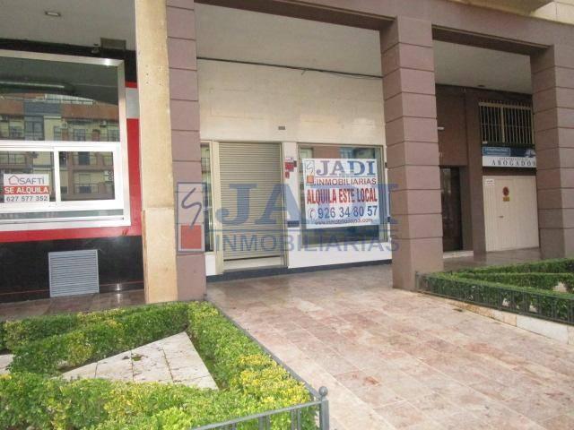LOCAL  EN CIUDAD REAL,VALDEPEñAS