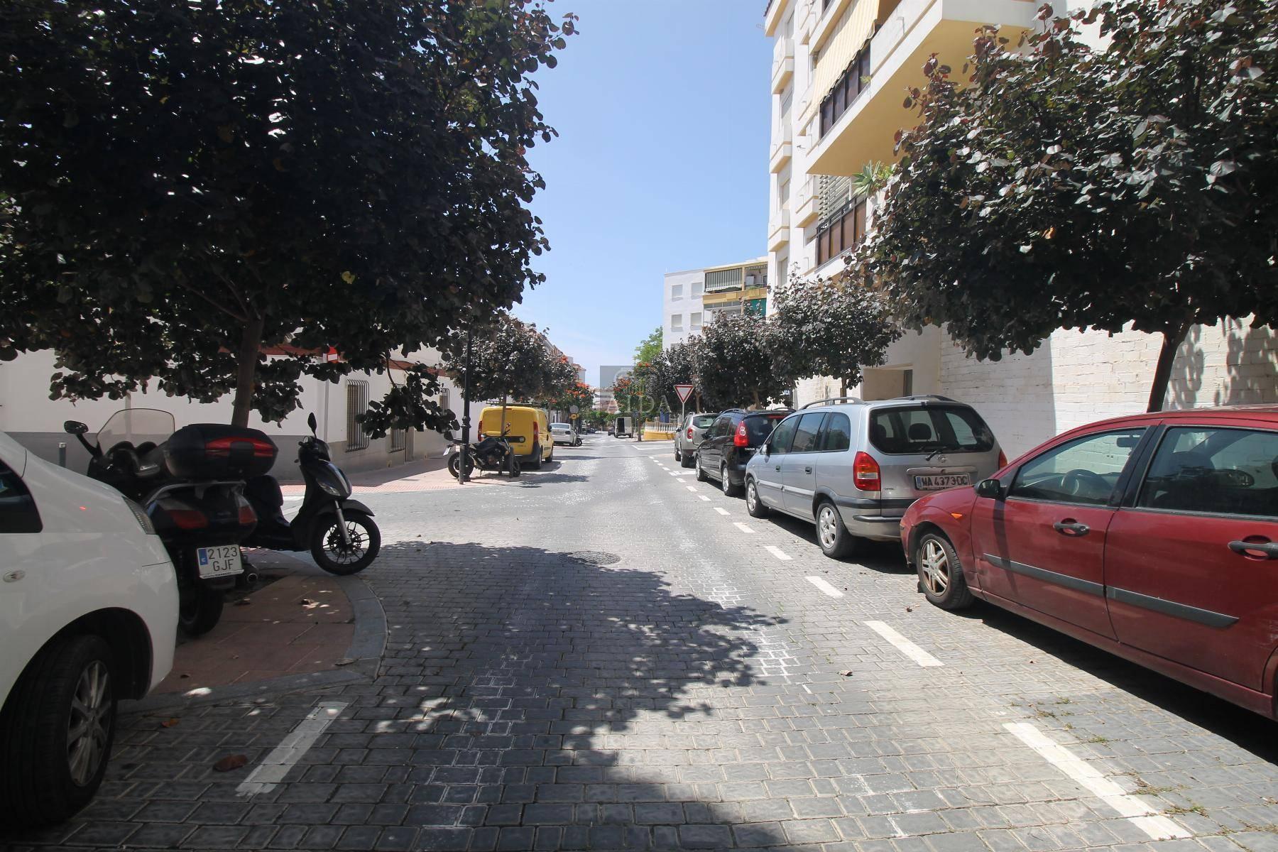 LOCAL  EN MáLAGA,ESTEPONA
