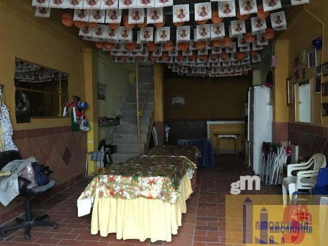 LOCAL  EN SEVILLA,SANTIPONCE